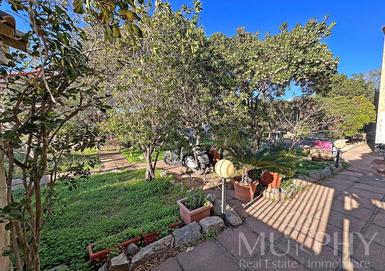 Casa semi-indipendente in vendita a La Maddalena, Mongiardino