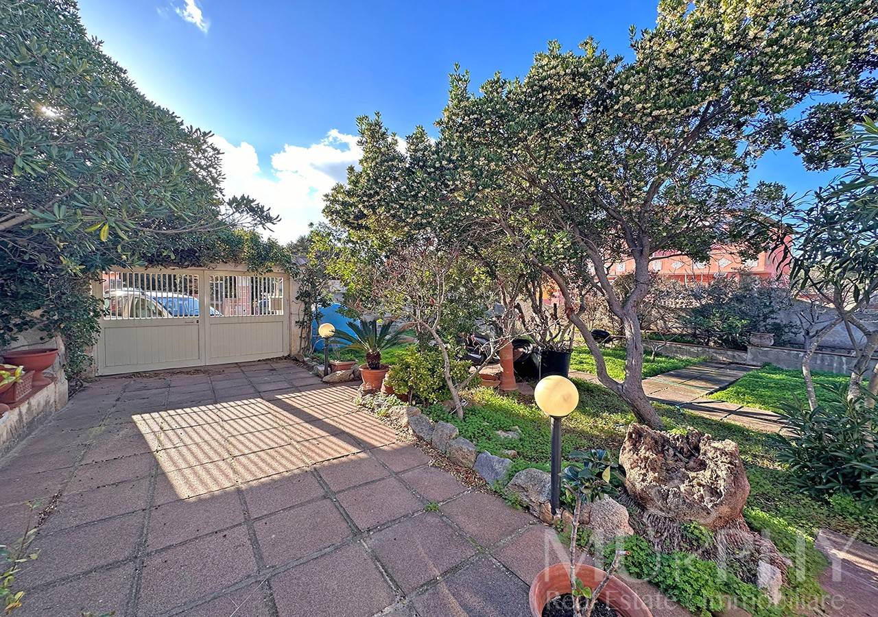 Casa semi-indipendente in vendita a La Maddalena, Mongiardino