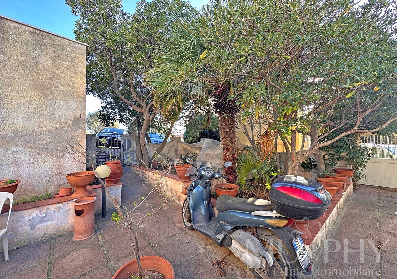 Casa semi-indipendente in vendita a La Maddalena, Mongiardino