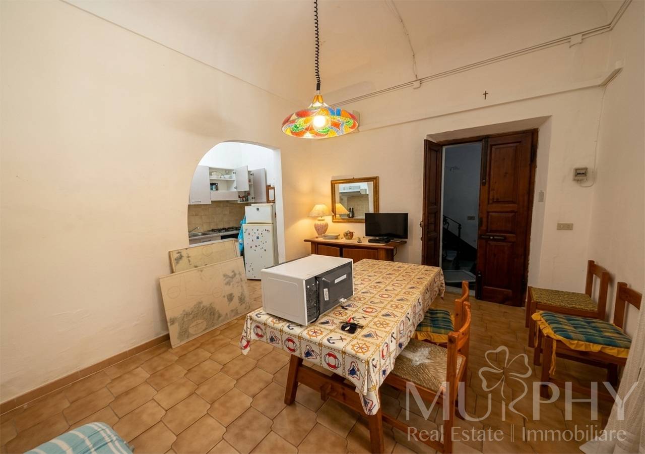 Trilocale in vendita a La Maddalena, Centro Storico