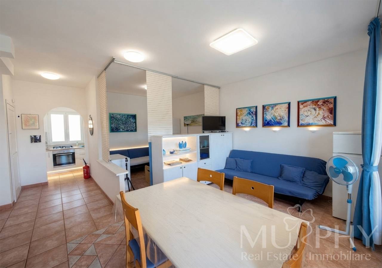 Trilocale in vendita a La Maddalena, Cala Chiesa