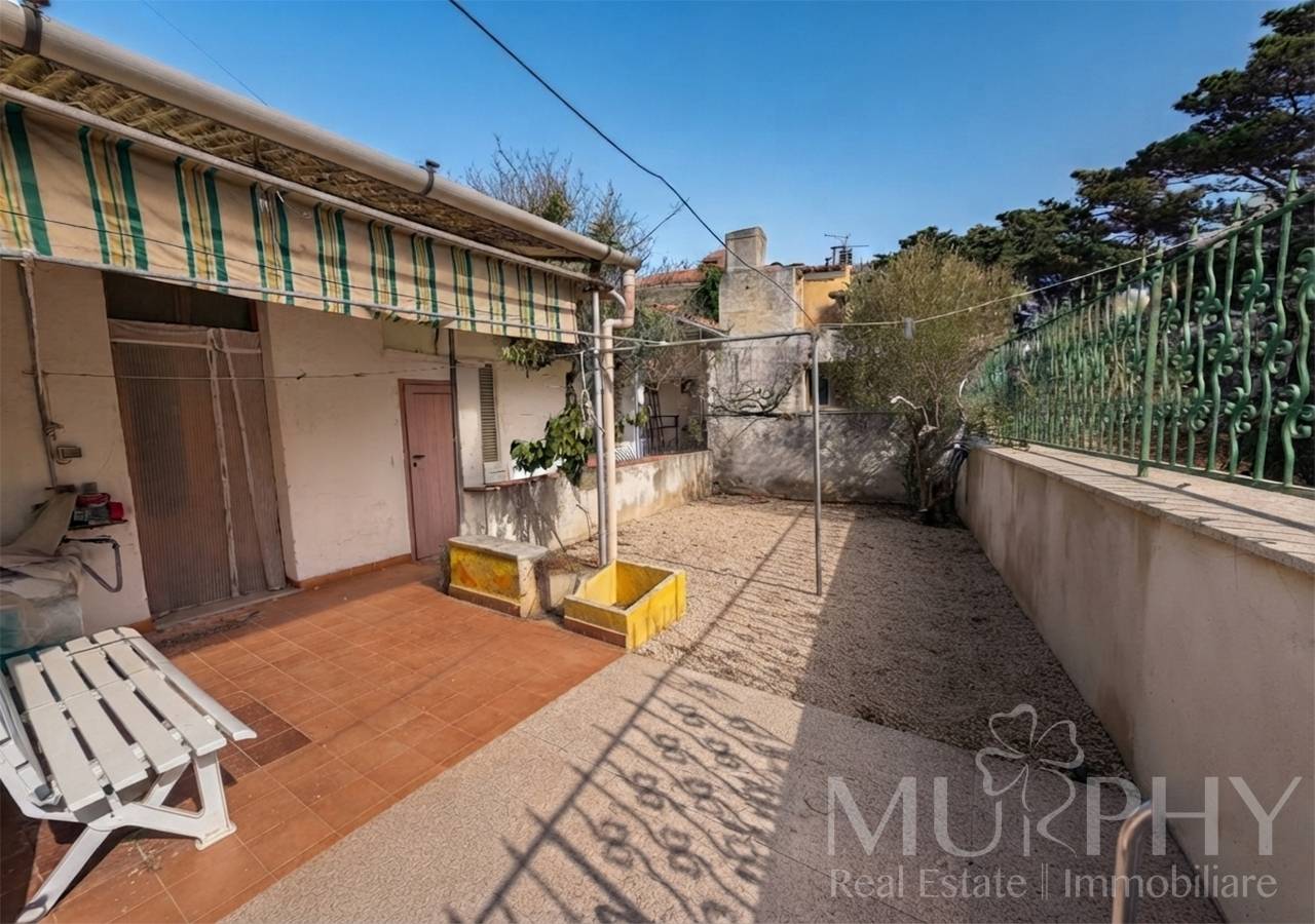 Casa semi-indipendente in vendita a La Maddalena, Due Strade