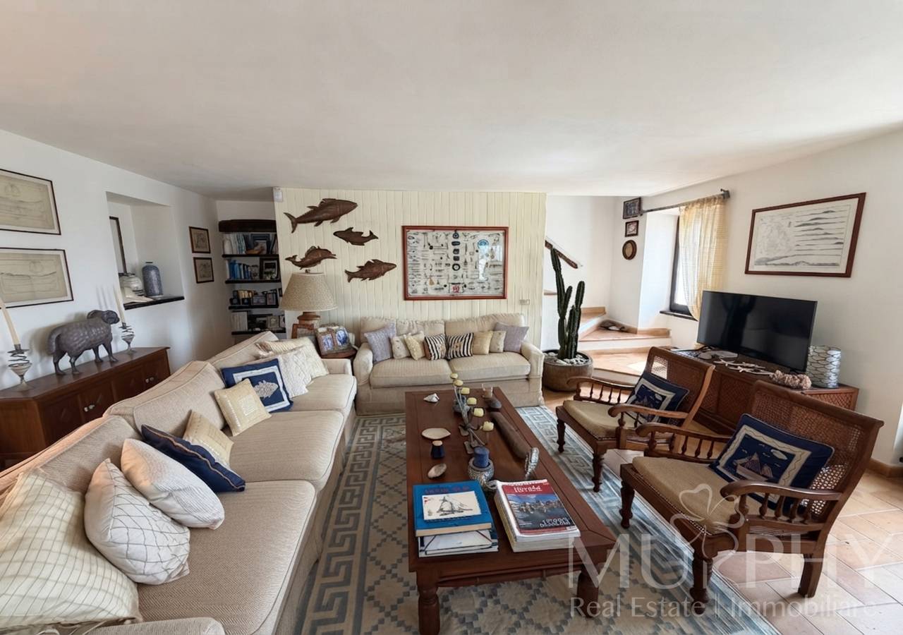 Casa semi-indipendente in vendita a La Maddalena, Cala Gavetta