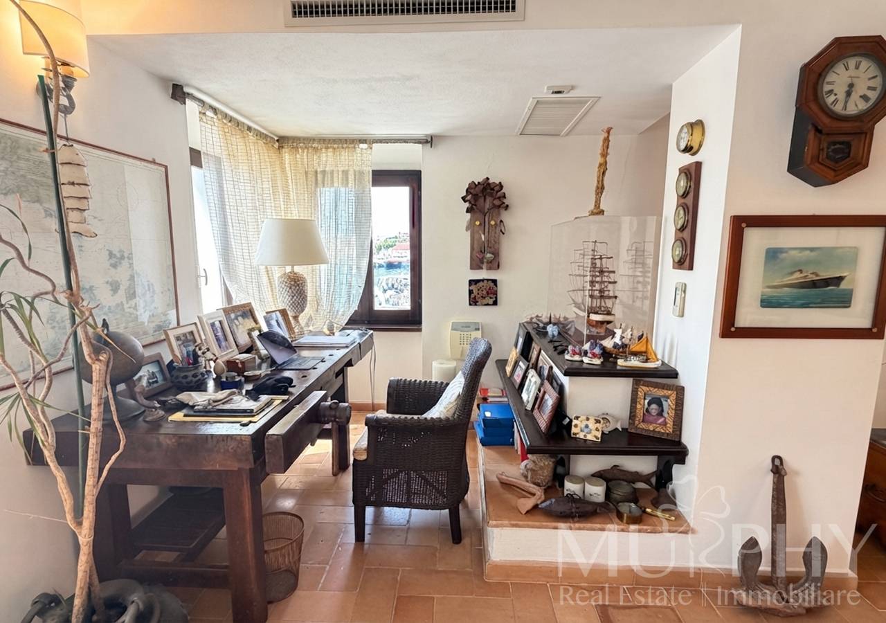 Casa semi-indipendente in vendita a La Maddalena, Cala Gavetta