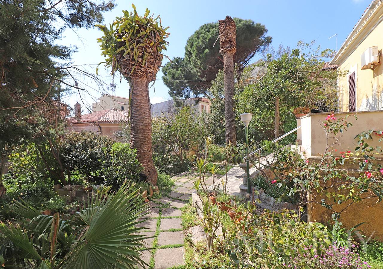 Casa indipendente in vendita a La Maddalena, Centro Storico