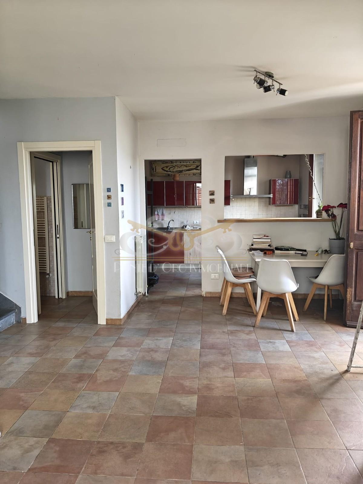 Villa Bifamiliare con giardino, Pisa san piero a grado