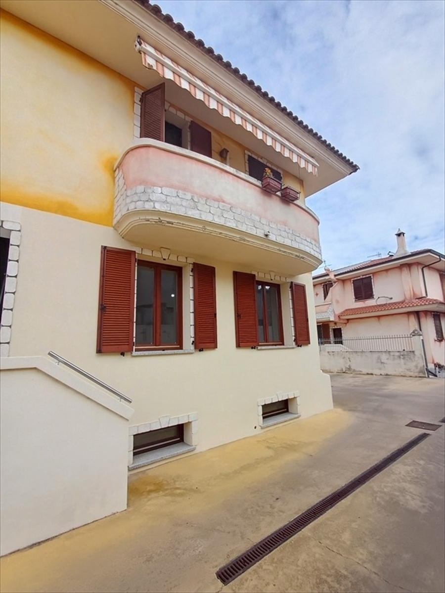 Trilocale in vendita in via giuseppe manno 53, Usini