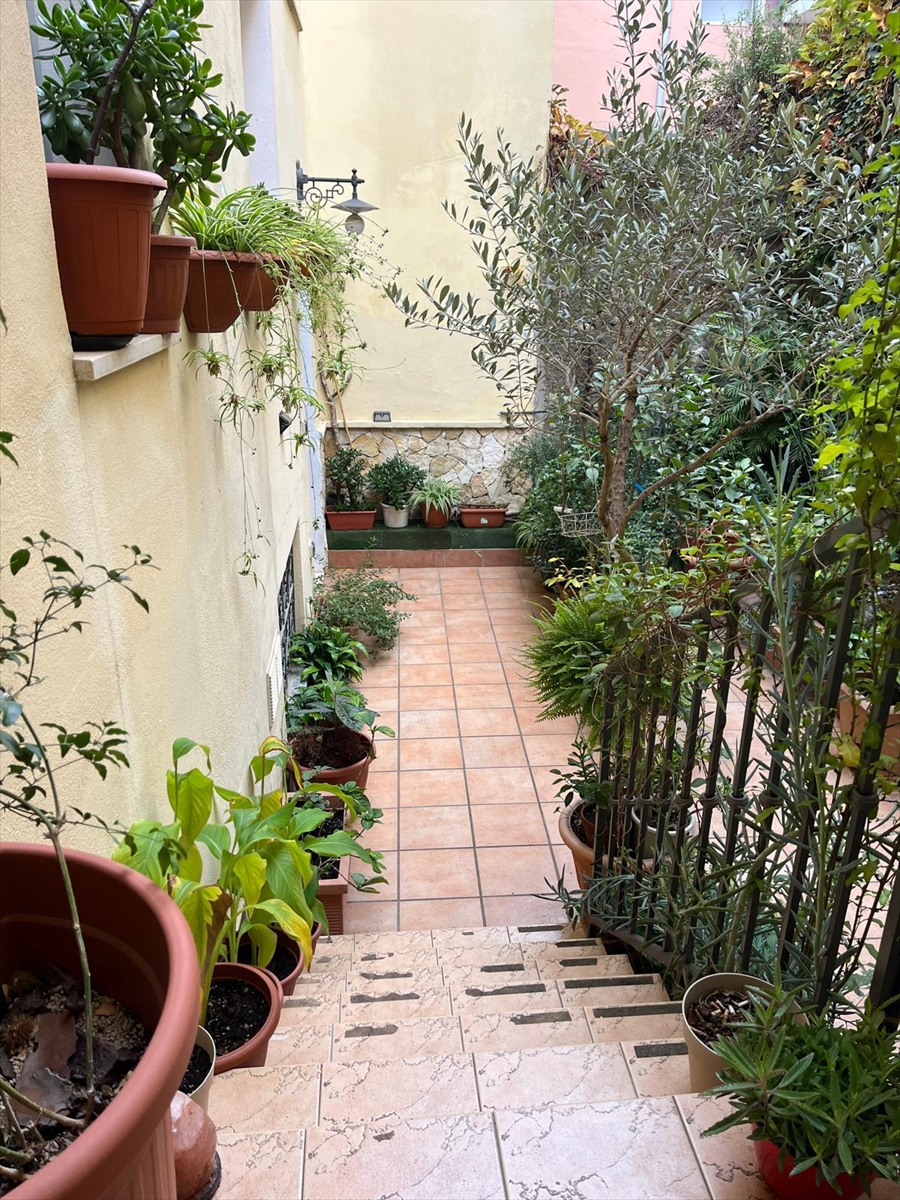 Quadrilocale con giardino in via monsignor marongiu del rio n. 69, Sassari