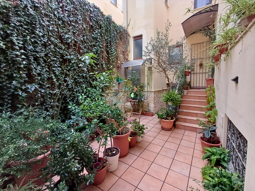 Quadrilocale con giardino in via monsignor marongiu del rio n. 69, Sassari