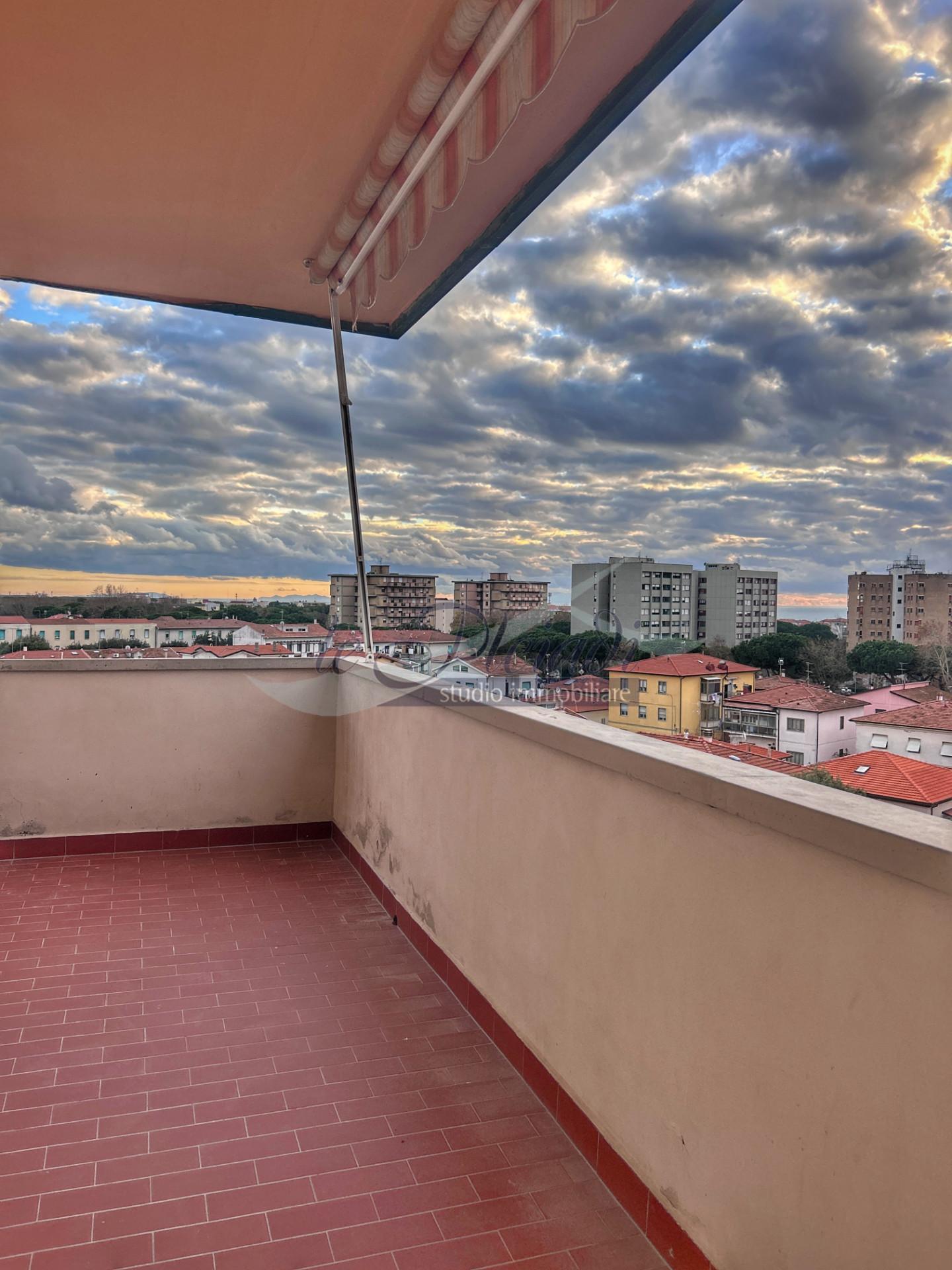 Quadrilocale con terrazzo a Rosignano Marittimo