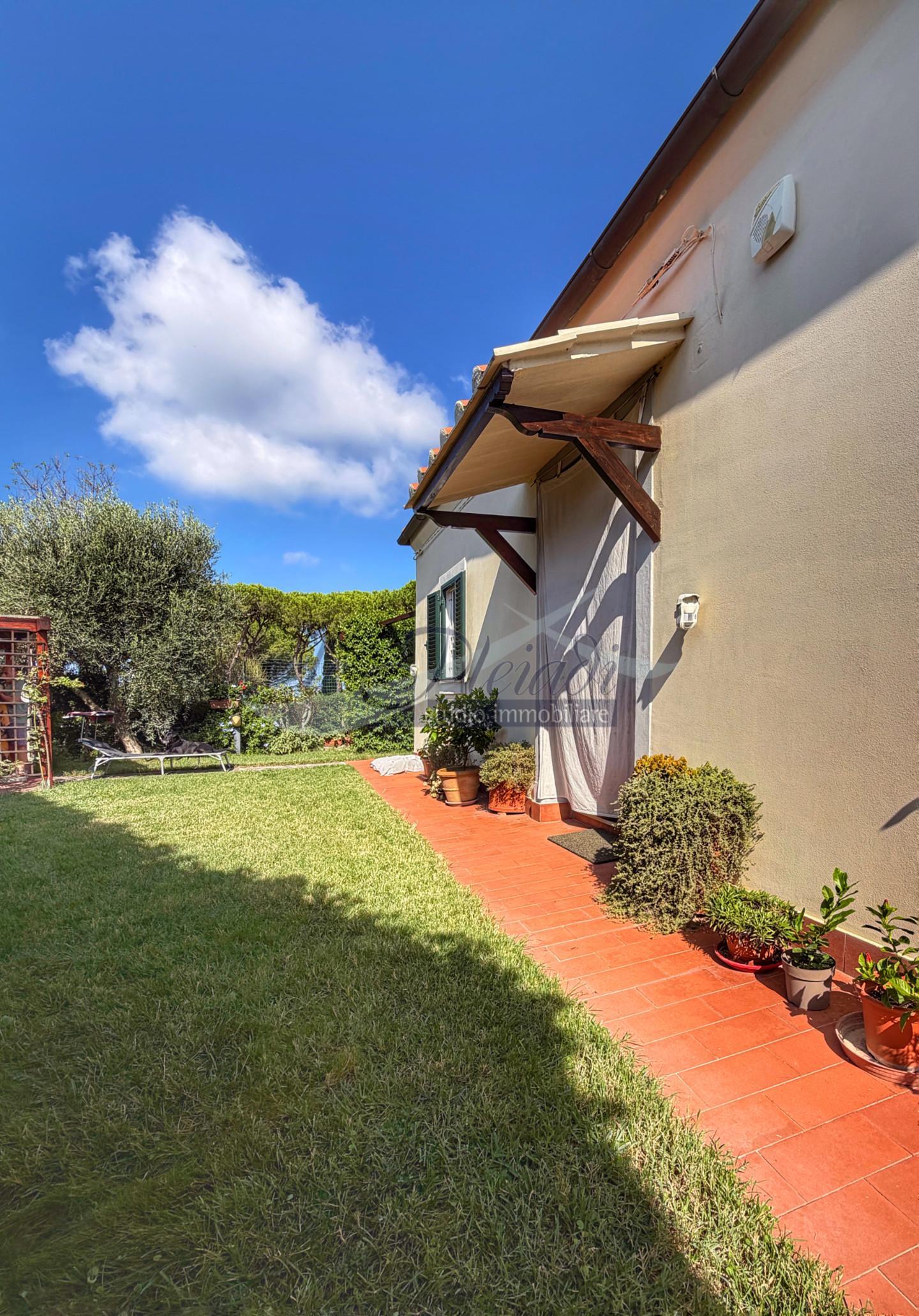 Casa indipendente con giardino, Livorno castellaccio