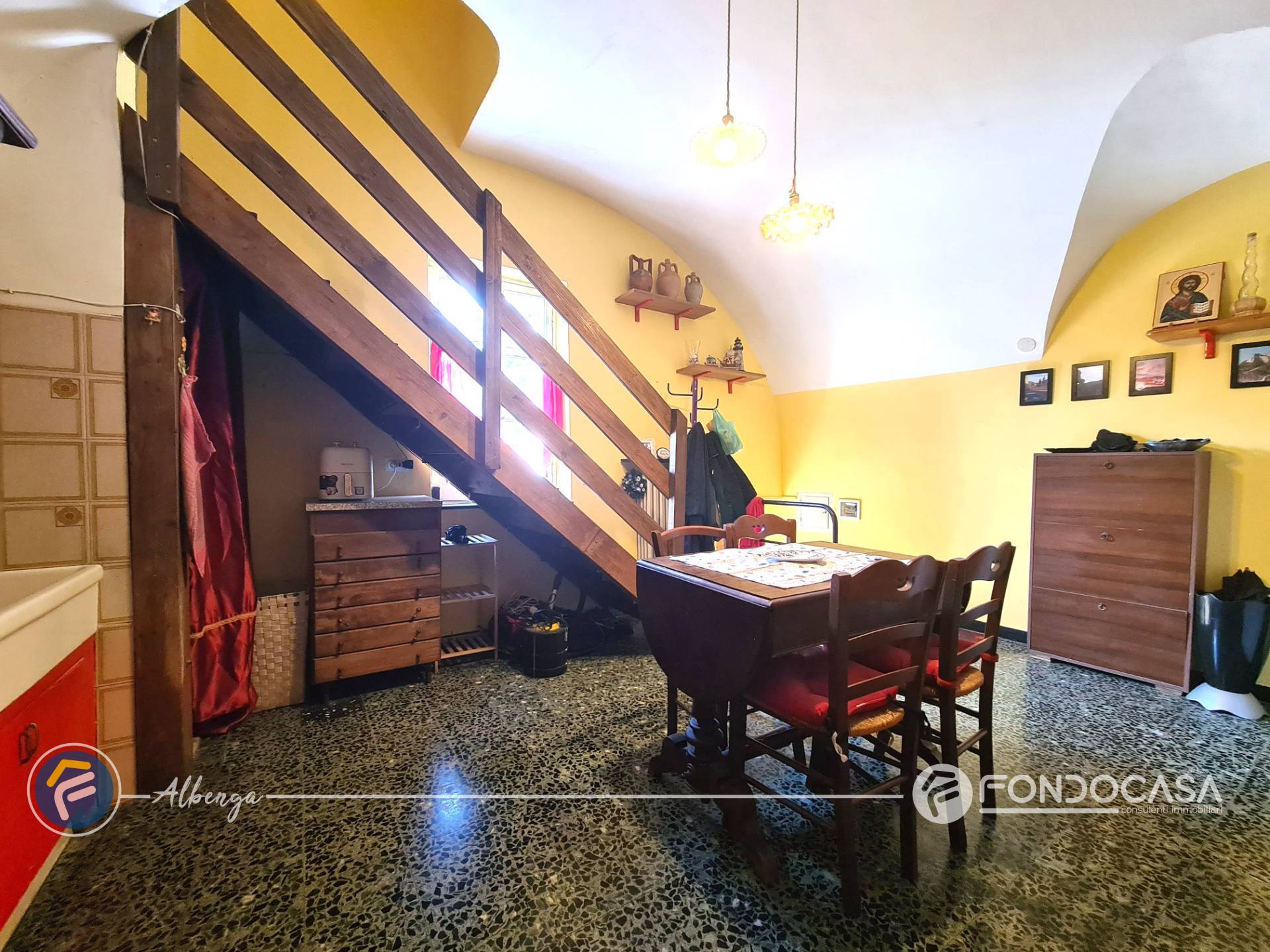 Casa semindipendente in vendita a Cisano sul Neva