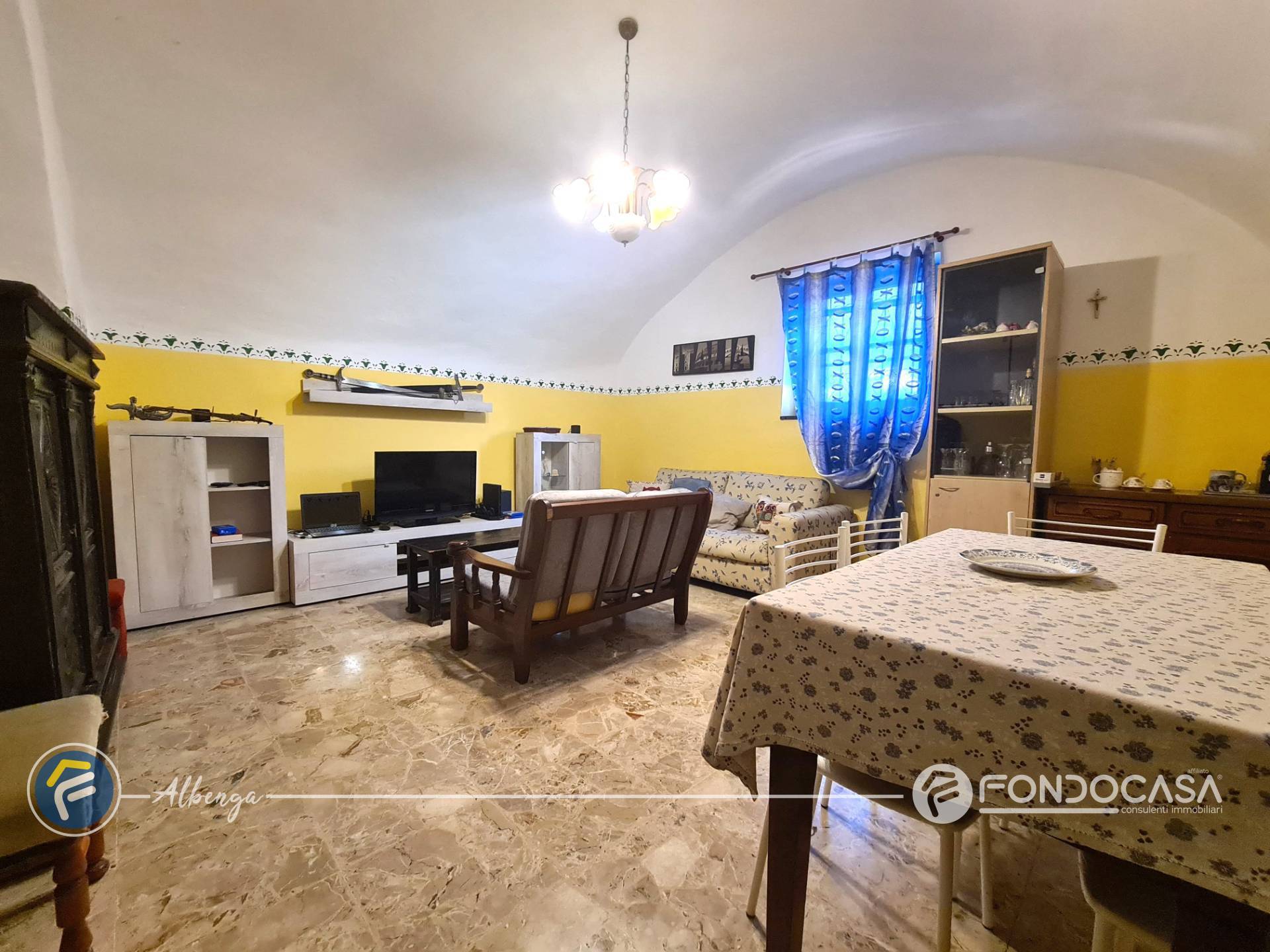 Casa semindipendente in vendita a Cisano sul Neva