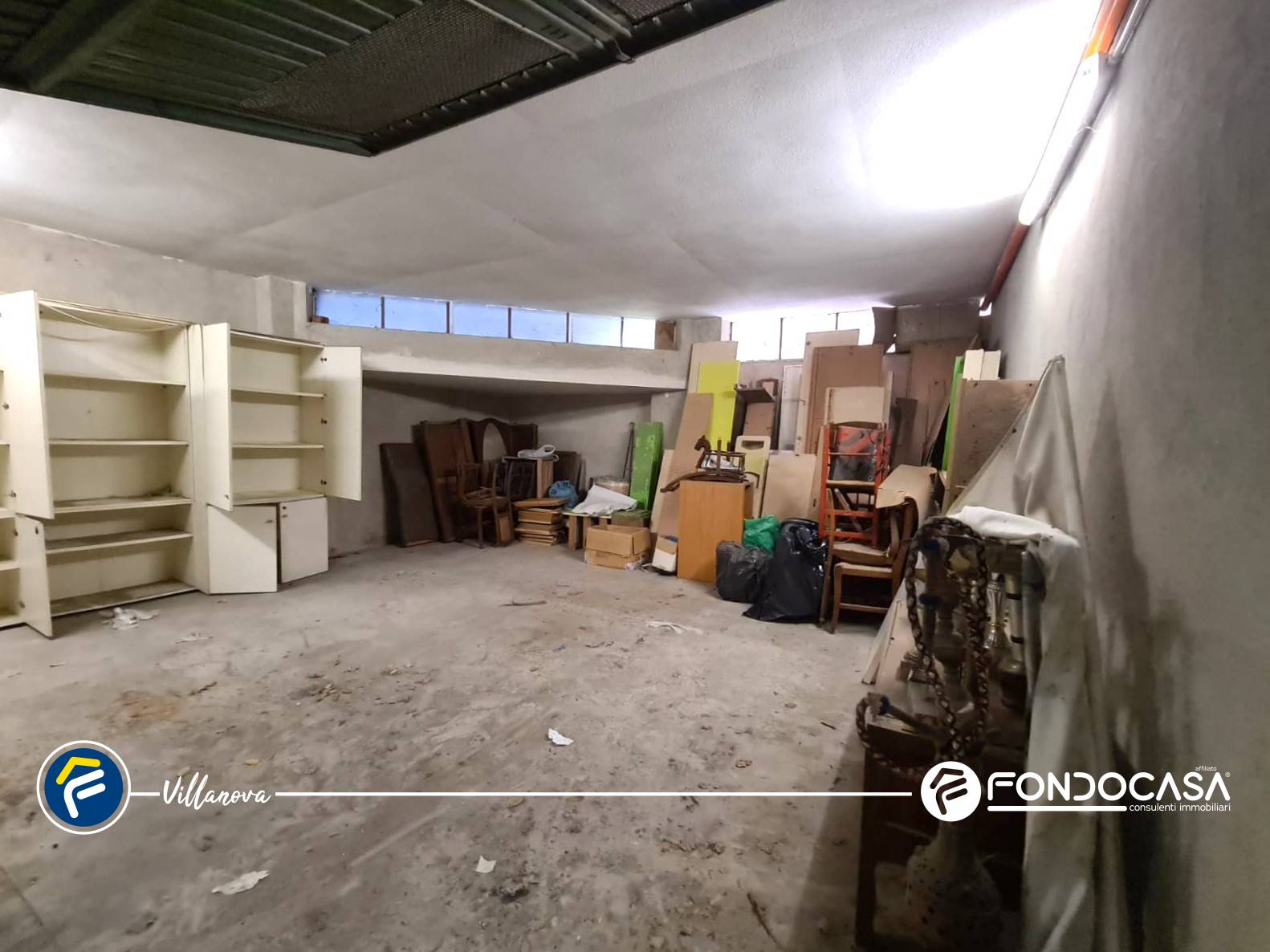 Box o garage in vendita a Villanova d'Albenga