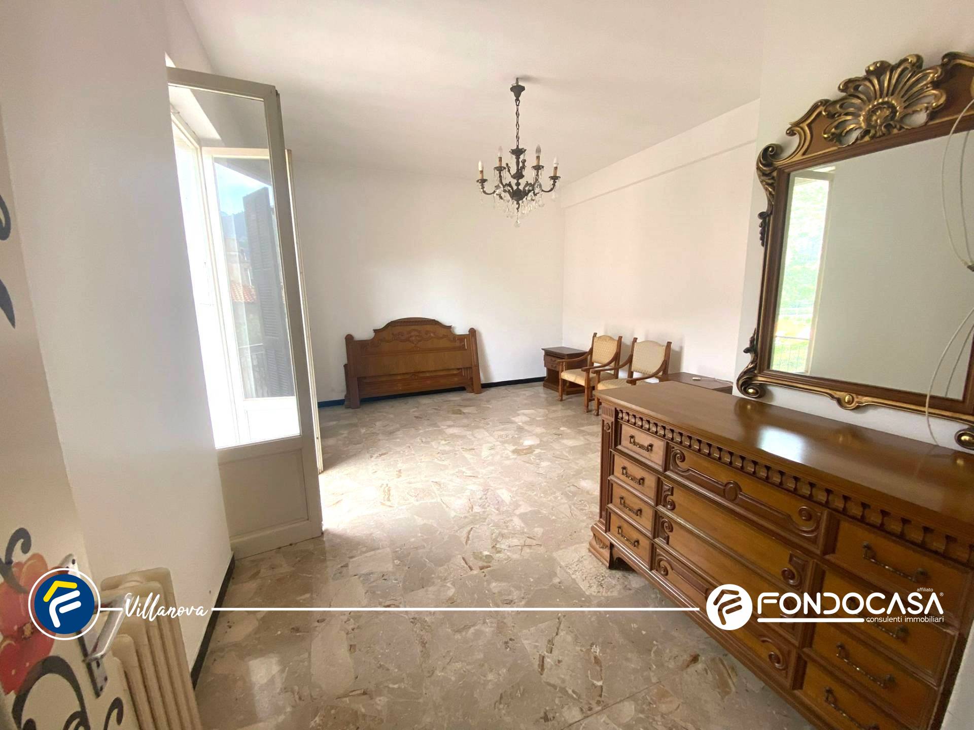 Abitazioni tipiche storiche in vendita a Cisano sul Neva, Conscente