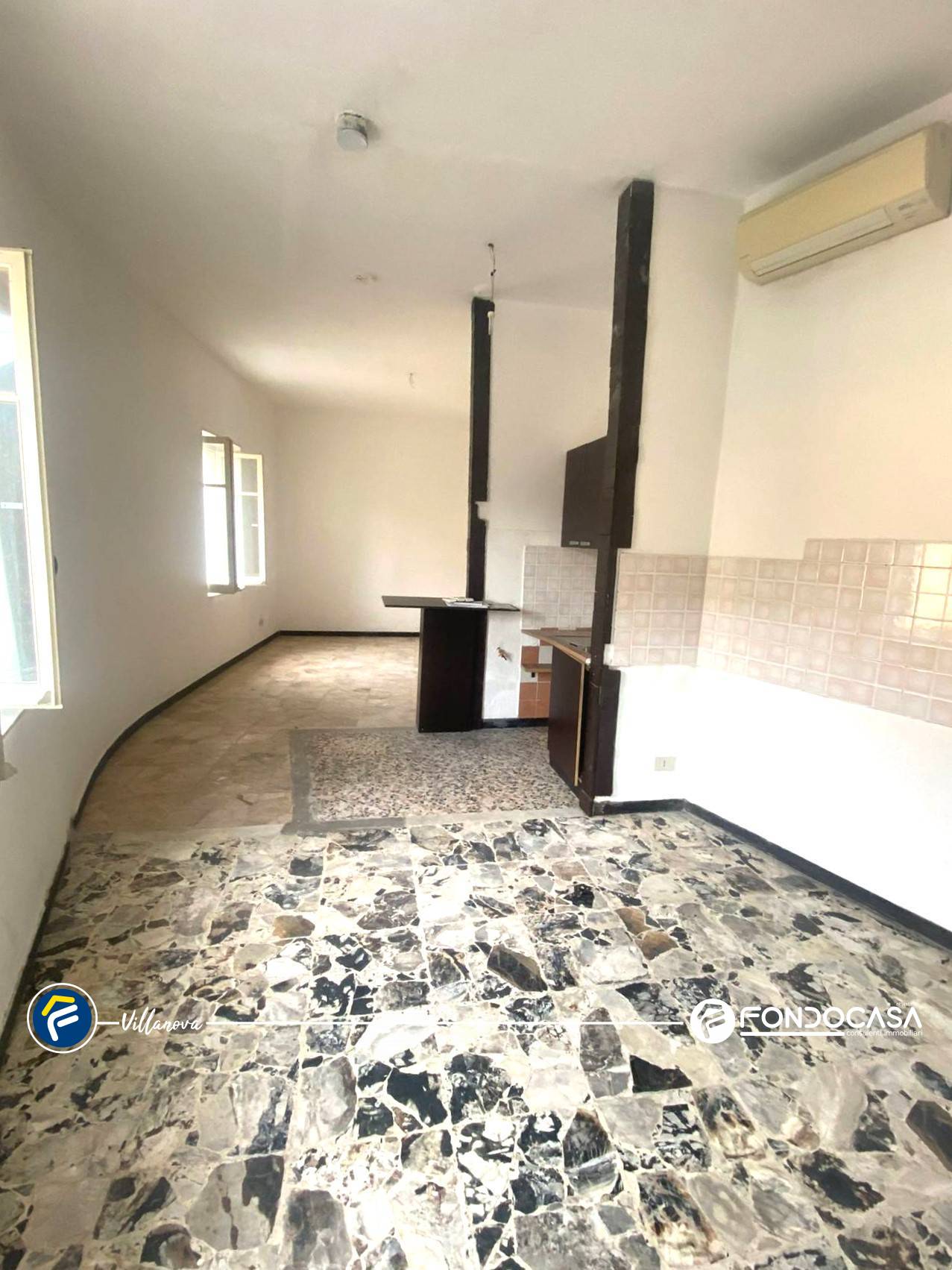 Abitazioni tipiche storiche in vendita a Cisano sul Neva, Conscente