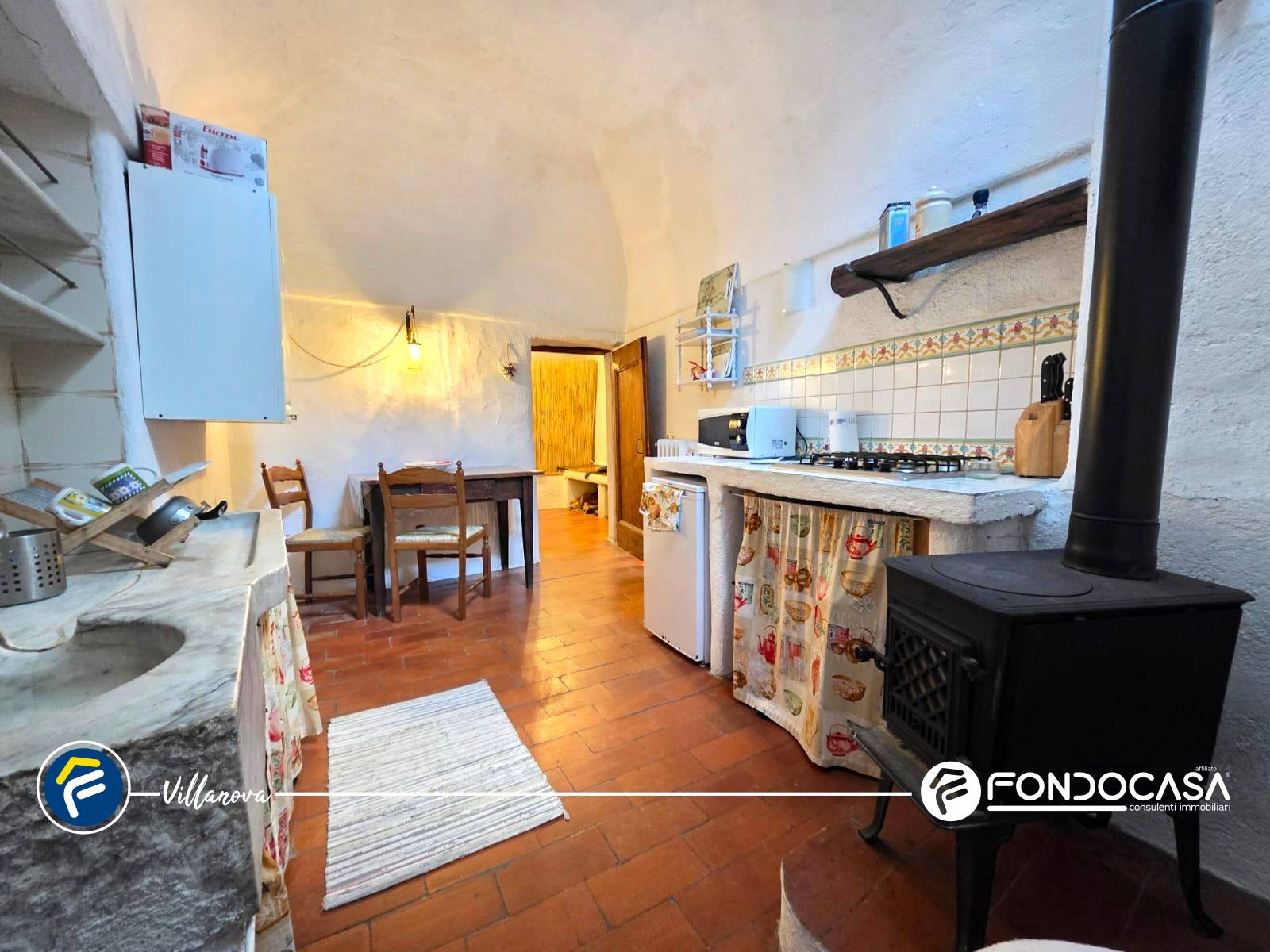 Abitazioni tipiche storiche in vendita a Castelvecchio di Rocca Barbena