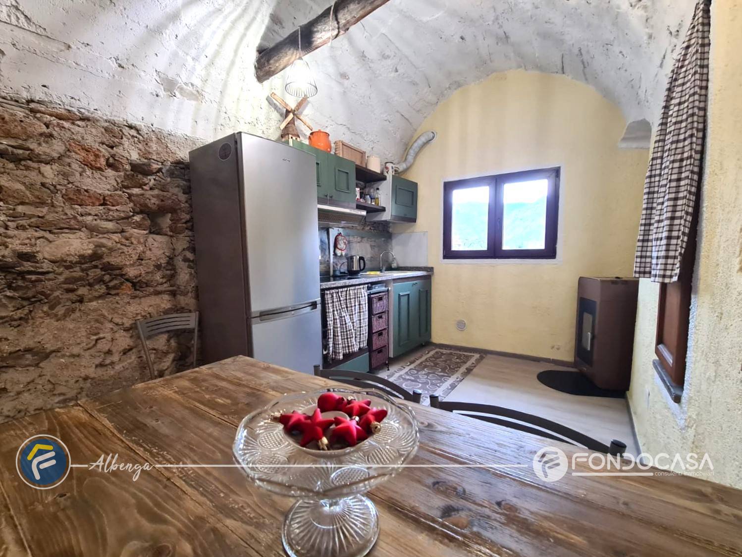 Abitazioni tipiche storiche in vendita a Cisano sul Neva