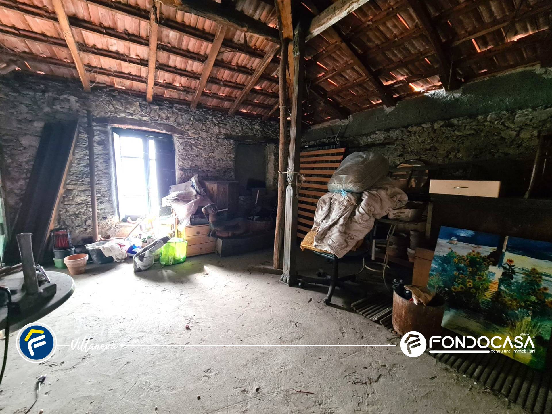 Mansarda in vendita a Nasino