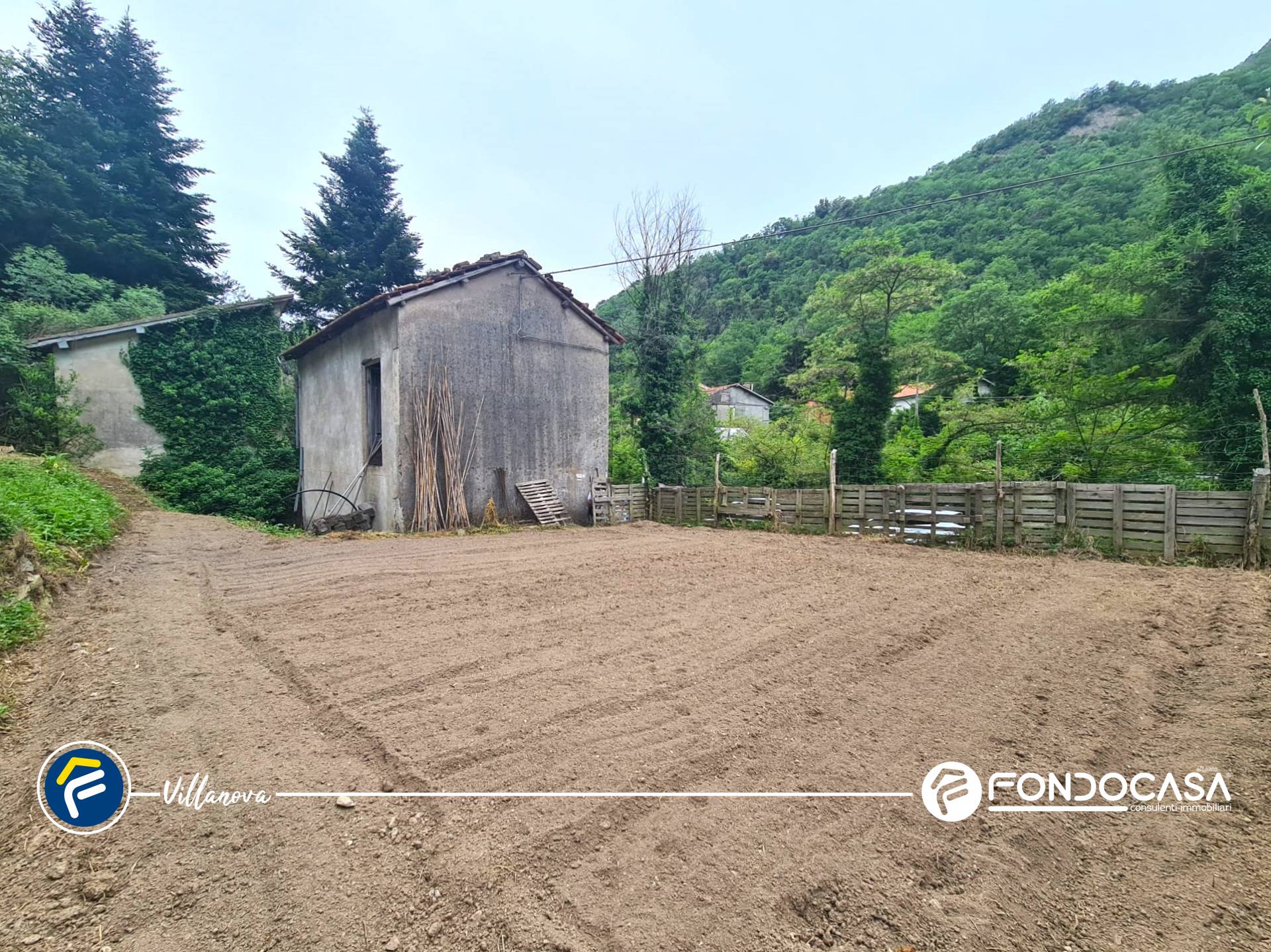 Magazzino in vendita a Erli, Gazzo