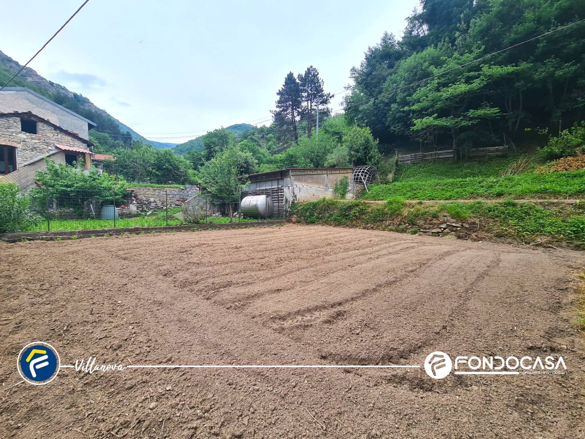 Magazzino in vendita a Erli, Gazzo
