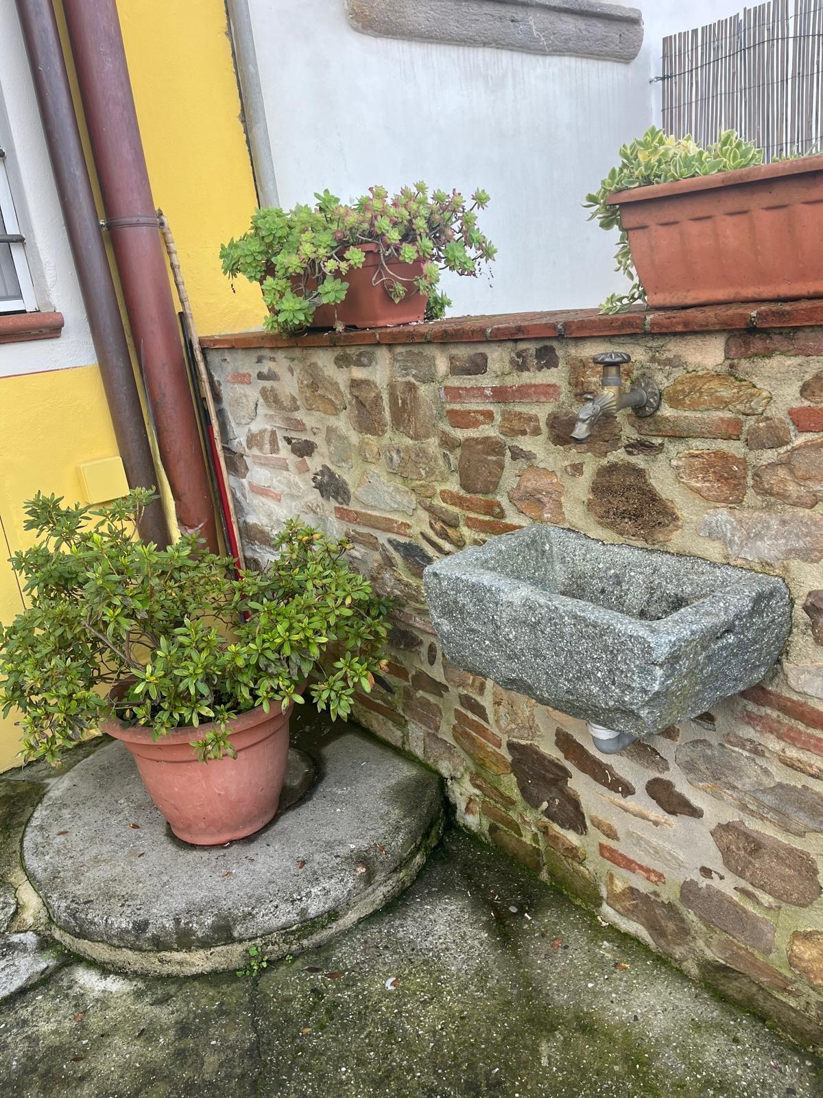 Rustico con giardino, Lucca zona sud