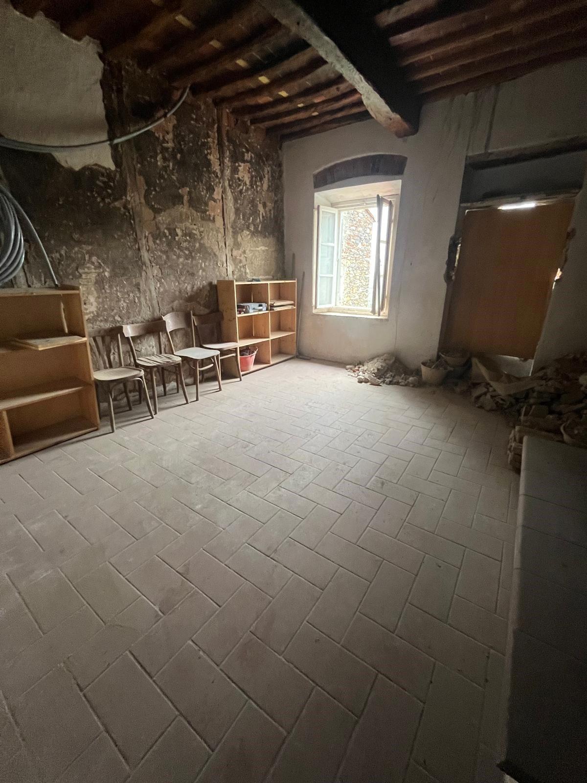 Casa indipendente con giardino, Capannori colle di compito