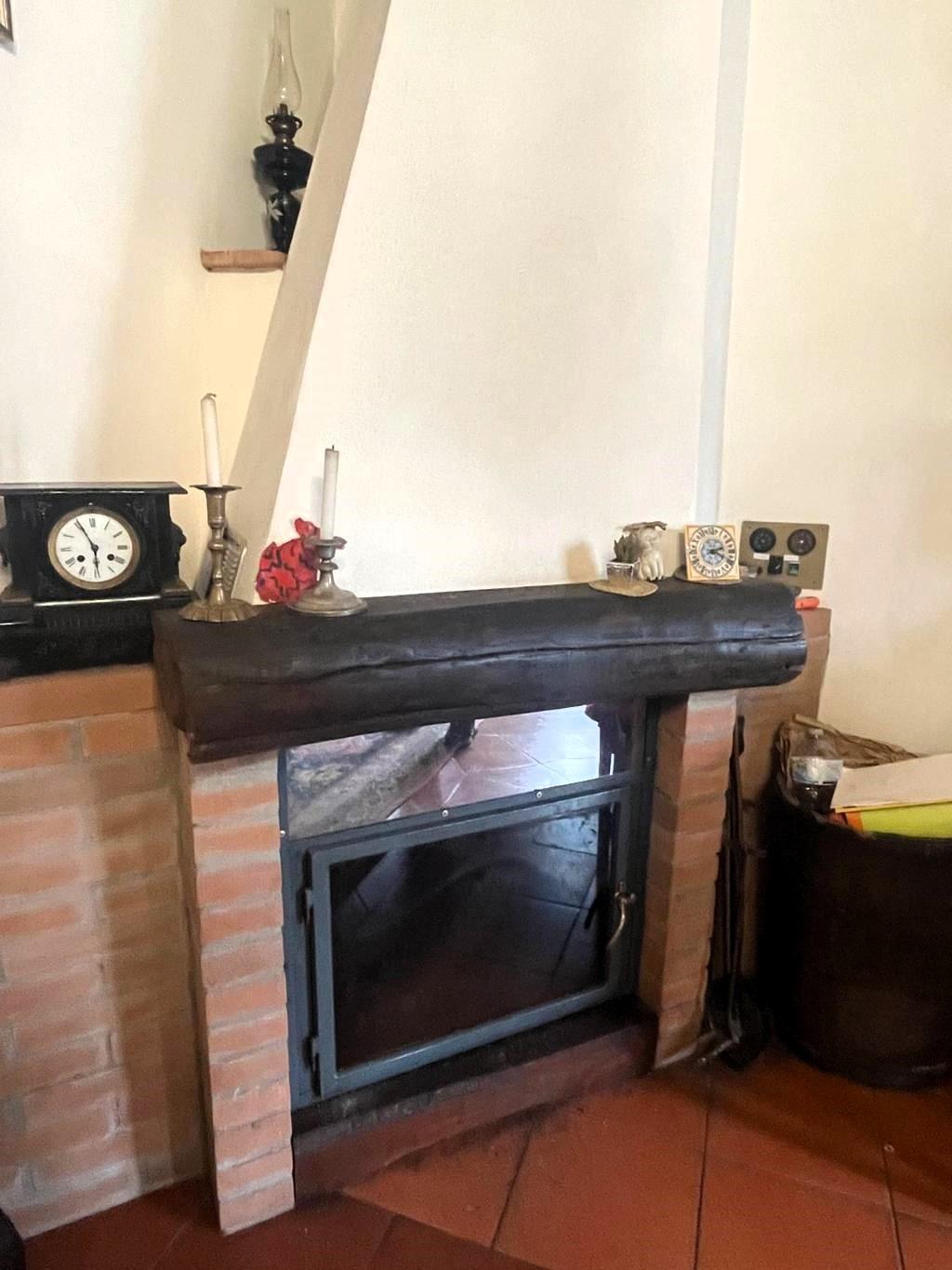 Casa indipendente con giardino, Capannori massa macinaia