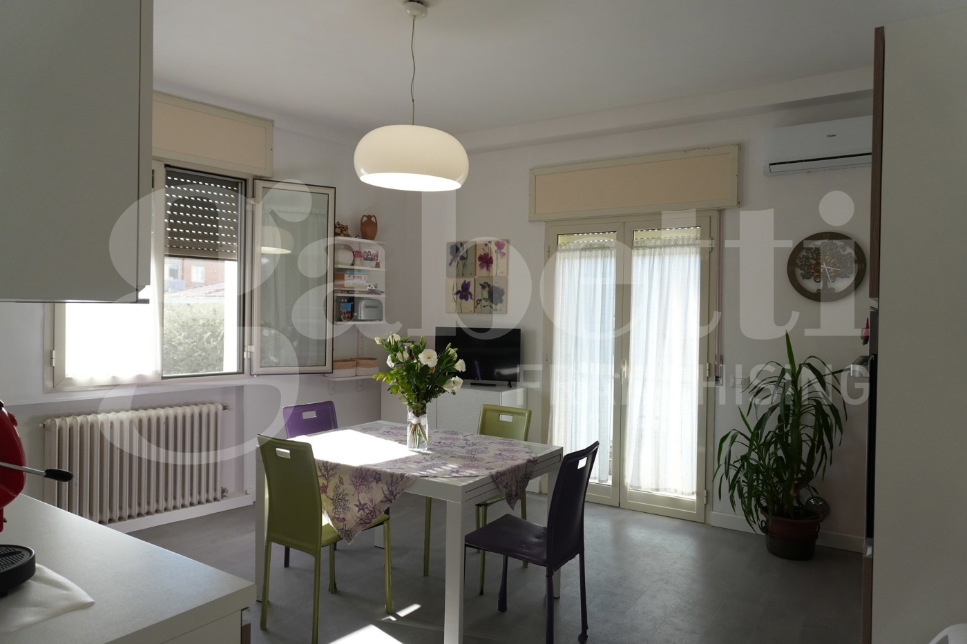 Quadrilocale in vendita a Ravenna