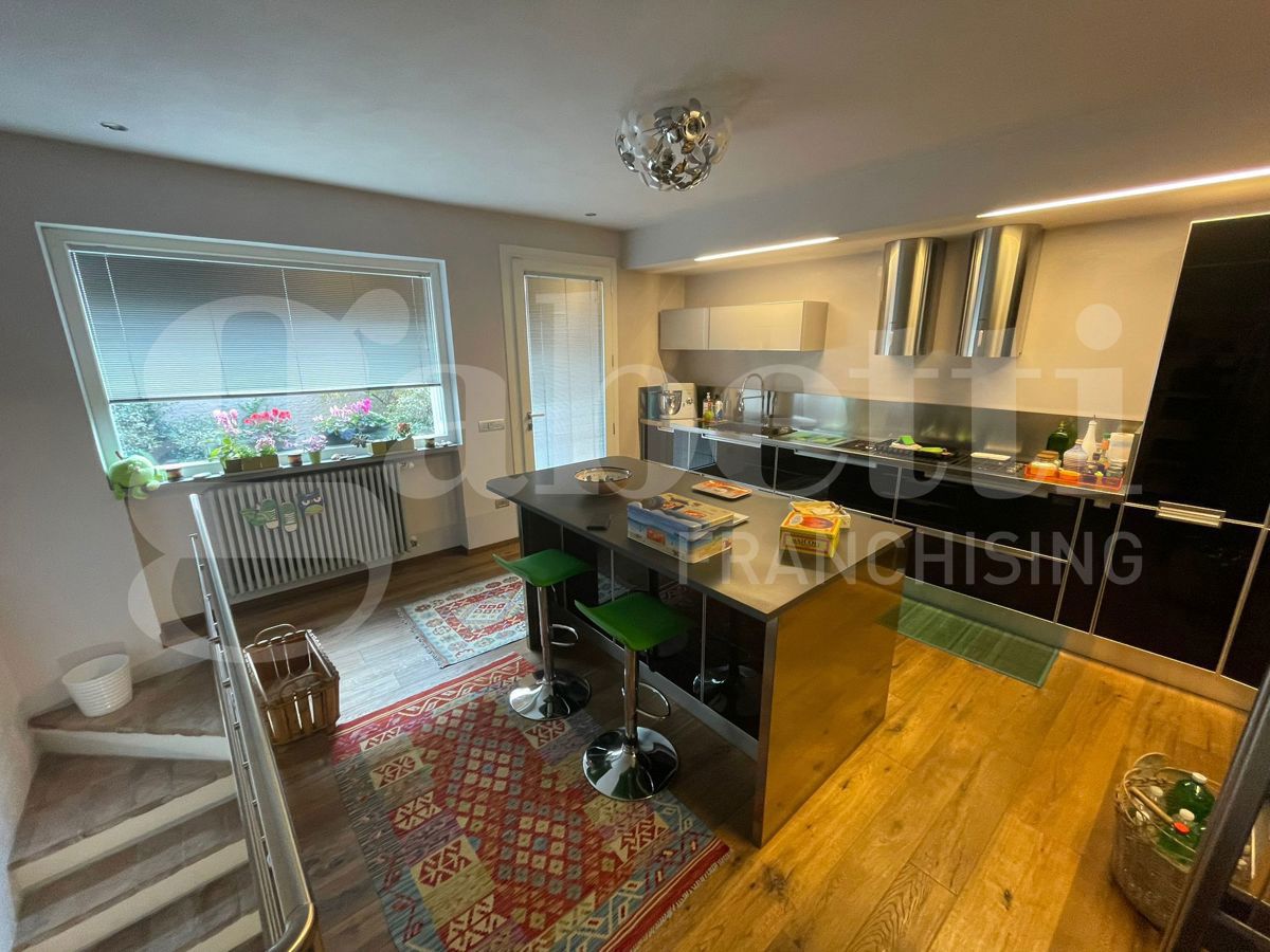 Casa indipendente in vendita a Ravenna