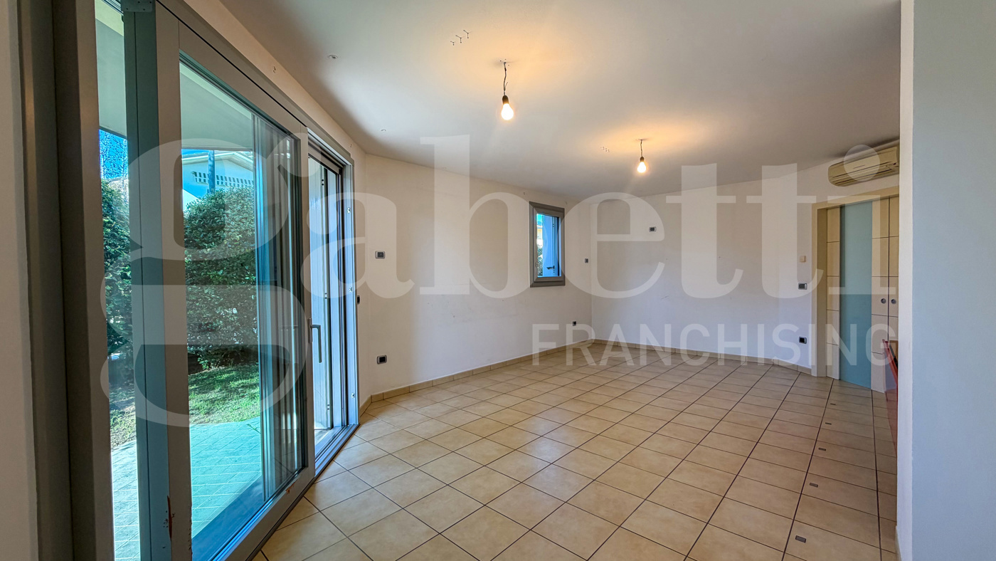 Casa indipendente con giardino a Ravenna