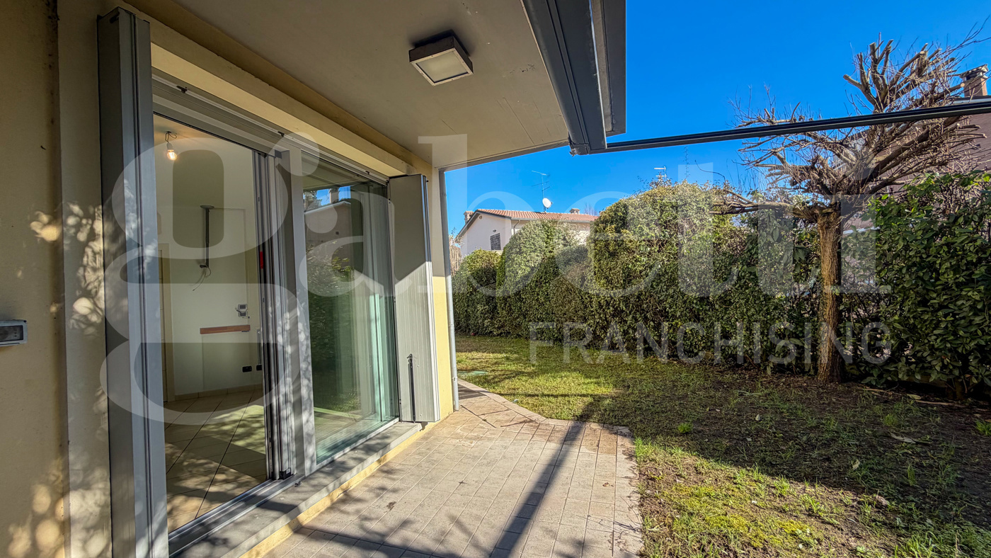 Casa indipendente con giardino a Ravenna