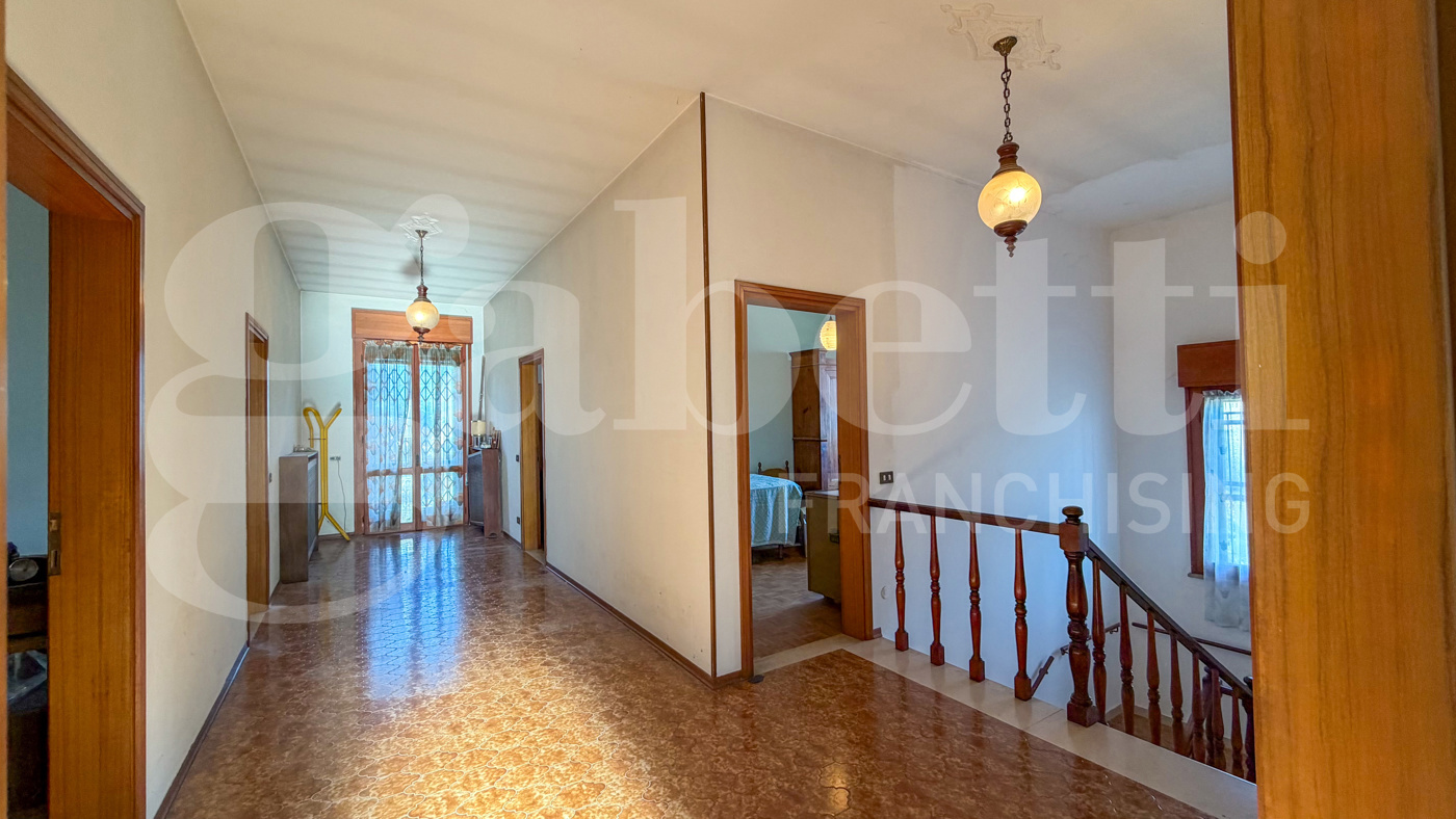 Casa indipendente con giardino a Ravenna