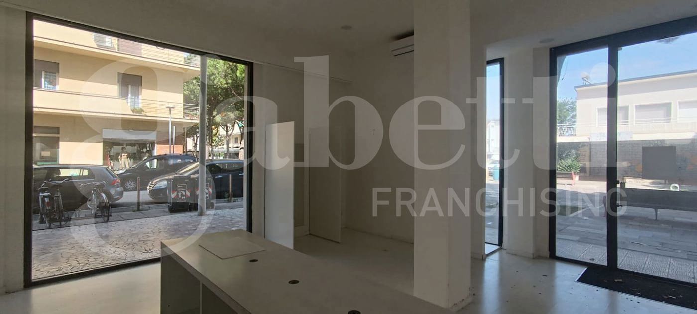 Negozio in vendita a Ravenna