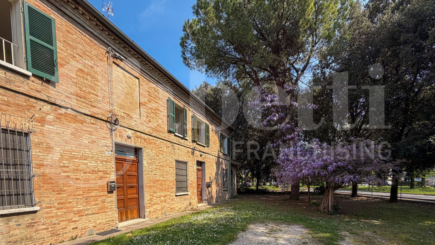 Casa indipendente con giardino a Ravenna