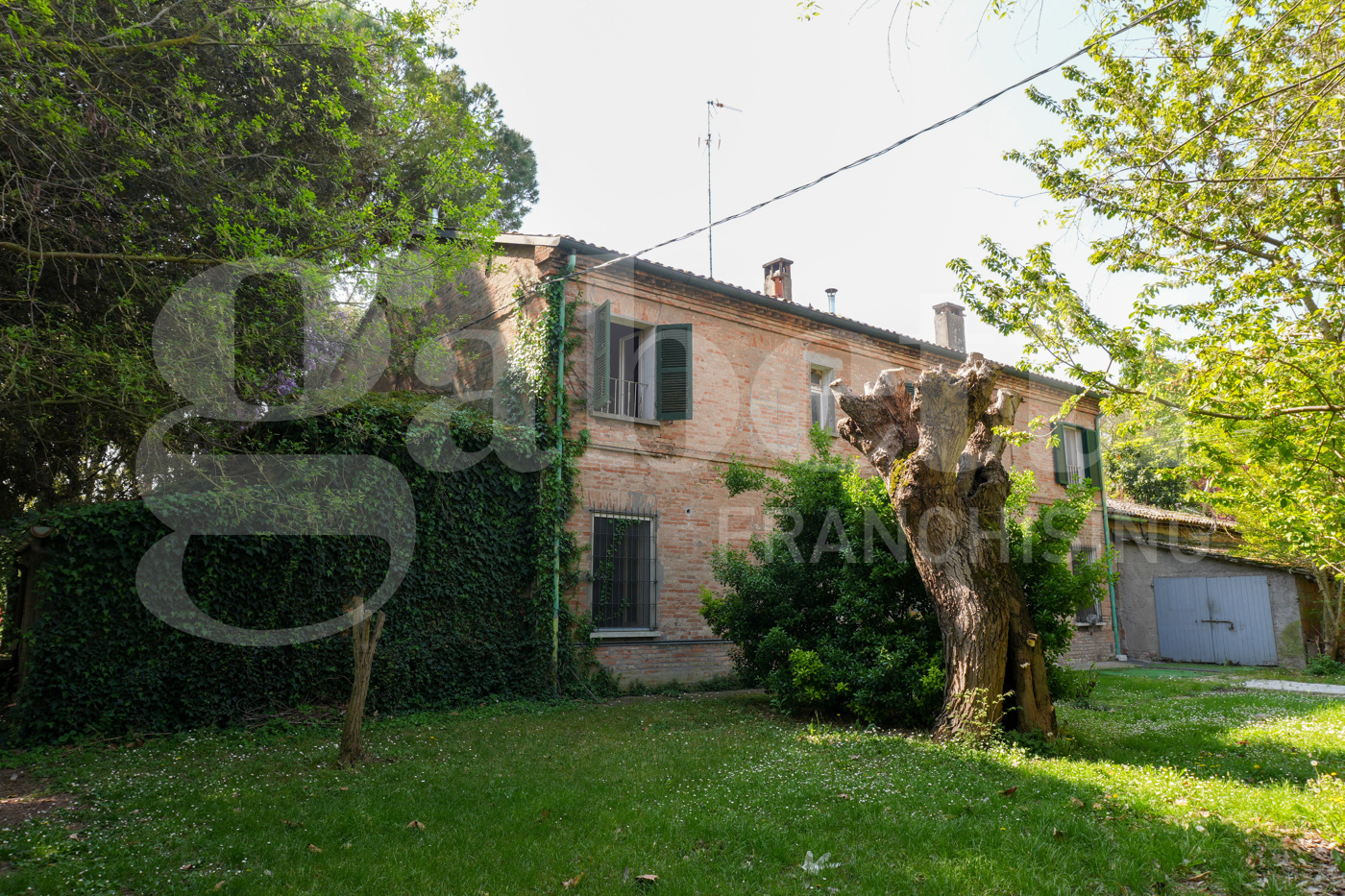 Casa indipendente con giardino a Ravenna