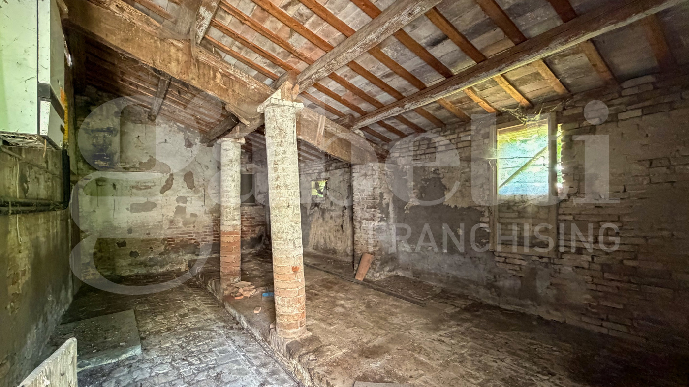 Casa indipendente con giardino a Ravenna