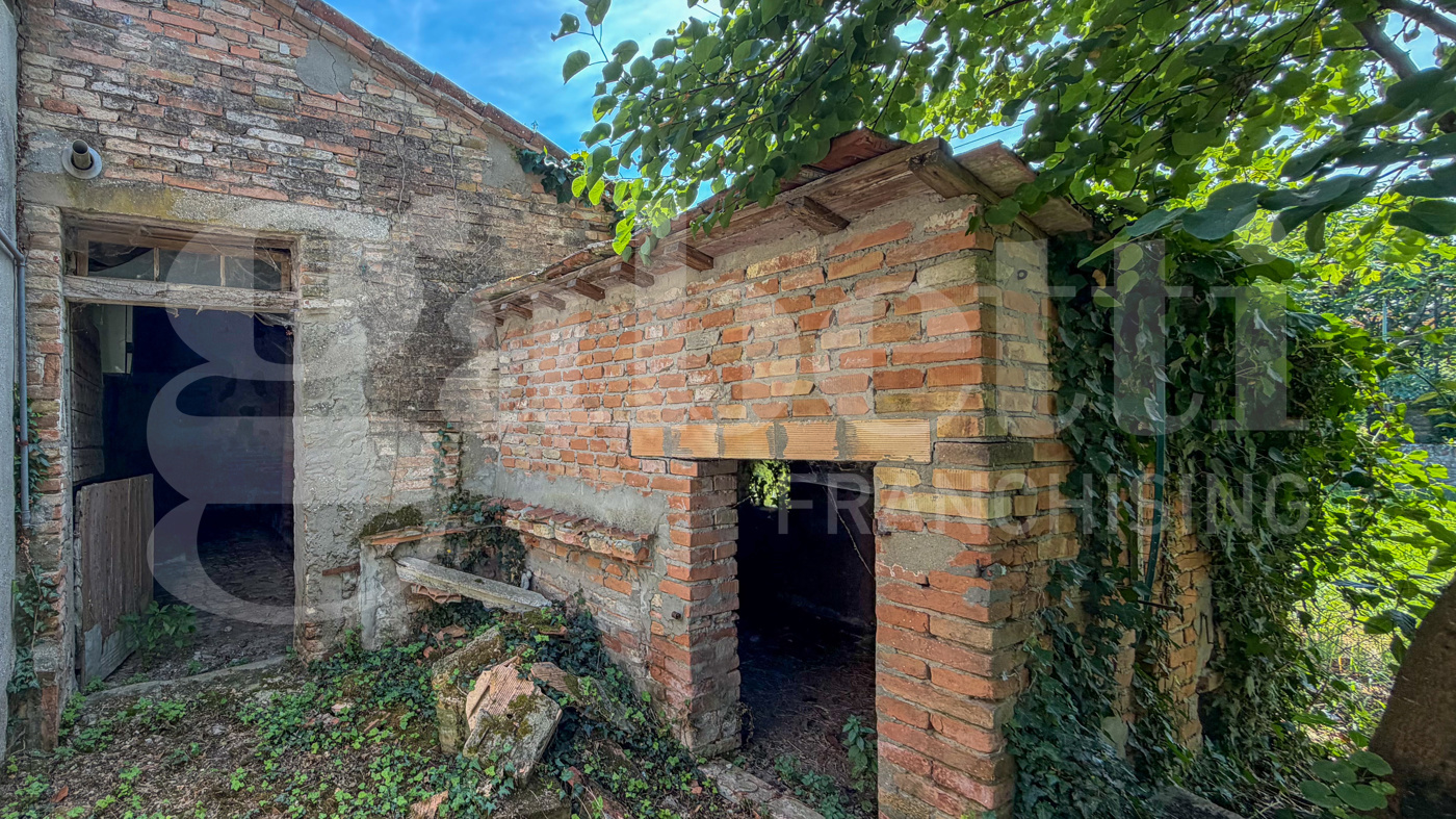 Casa indipendente con giardino a Ravenna