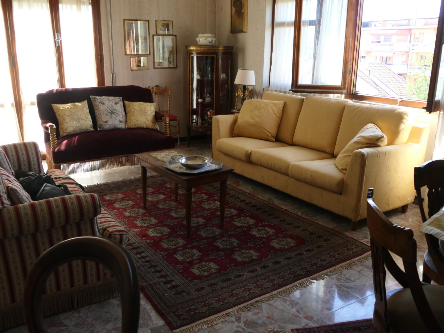 Appartamento in vendita, Massa marina di