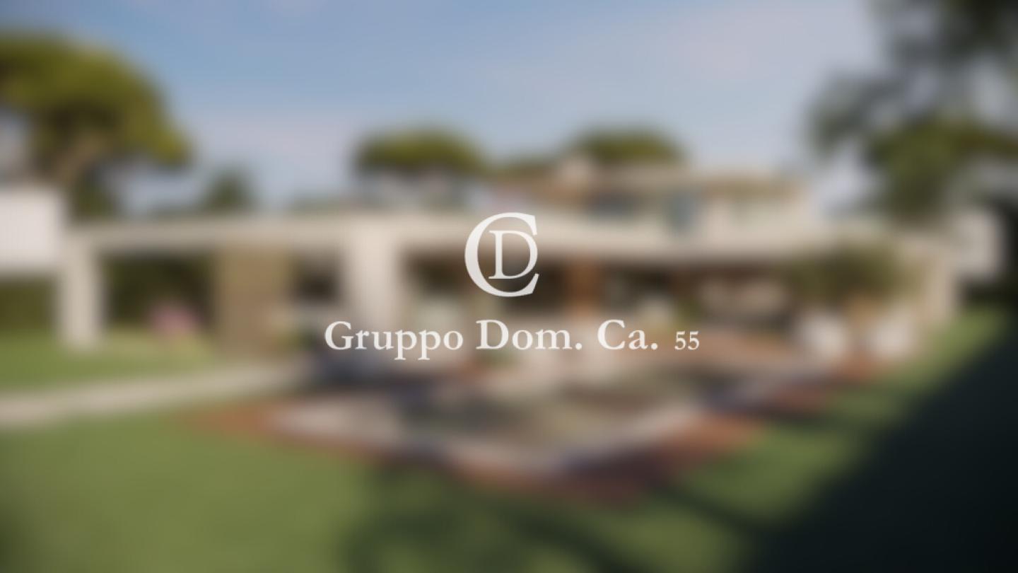 Villa con giardino, Forte dei Marmi centro