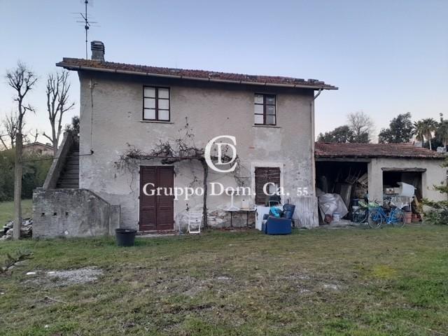 Villa con giardino, Forte dei Marmi vittoria apuana