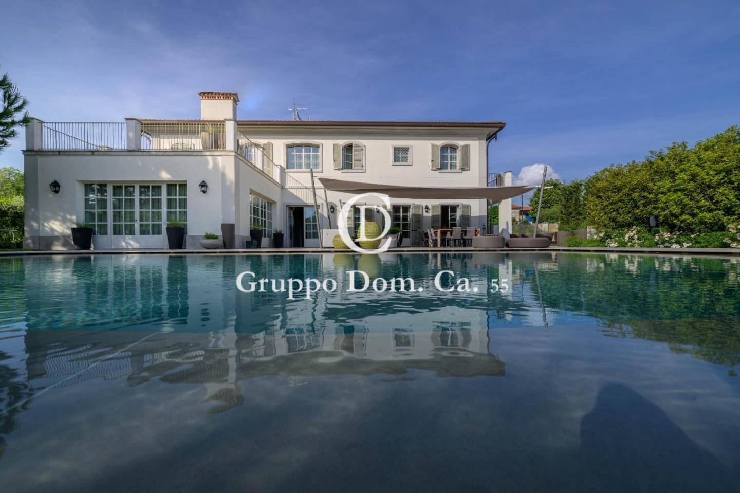 Villa in vendita, Forte dei Marmi centro