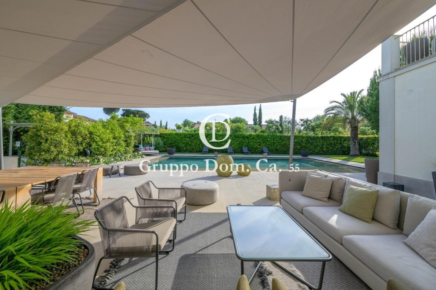 Villa in vendita, Forte dei Marmi centro