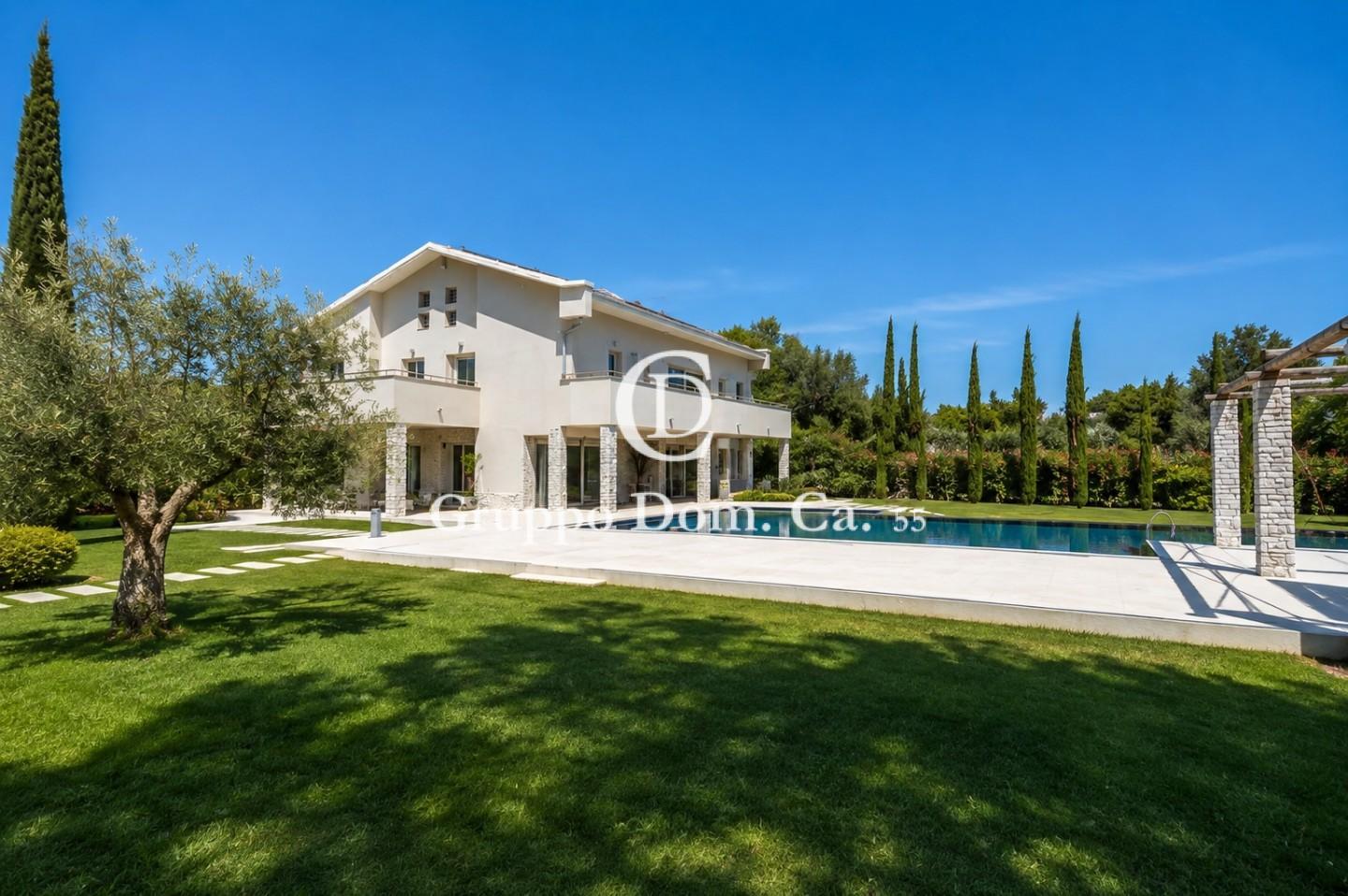 Villa in vendita, Forte dei Marmi centro