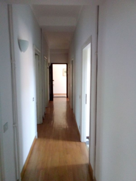 Quadrilocale arredato in affitto a Milano