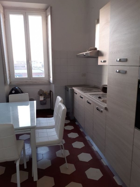 Trilocale arredato in affitto a Milano