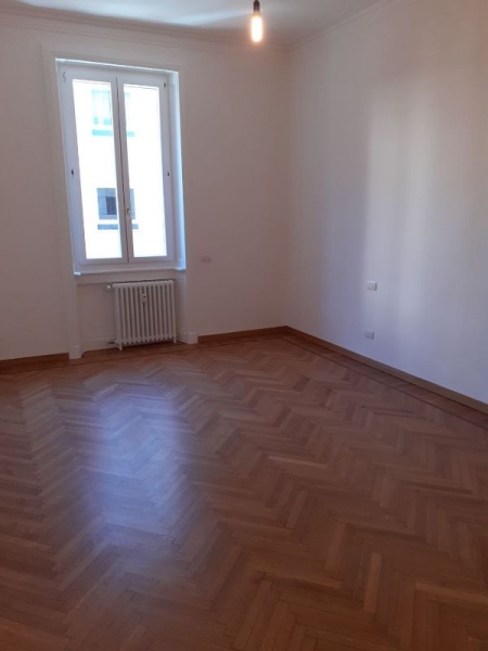 Quadrilocale con terrazzo a Milano