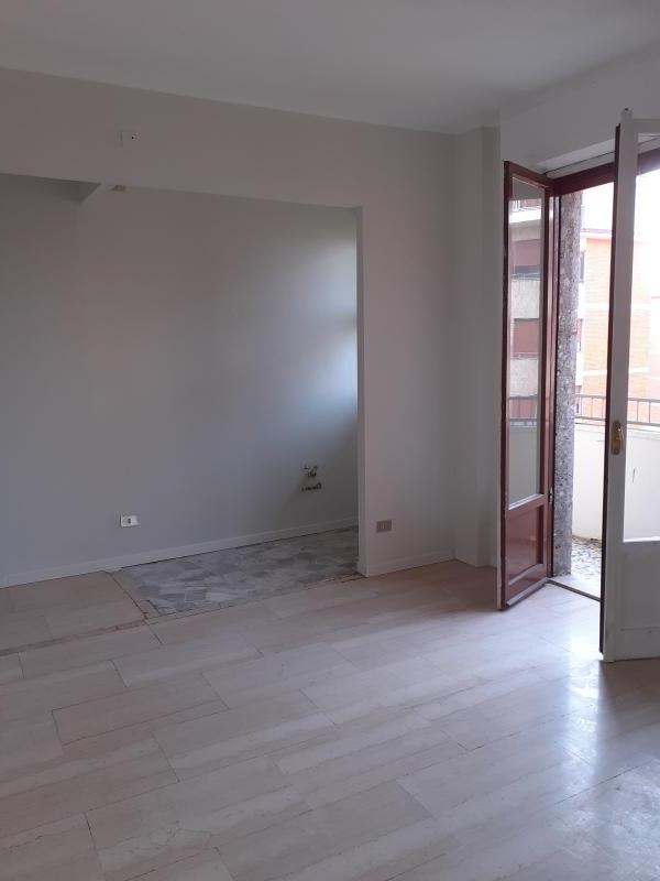 Trilocale ristrutturato a Milano