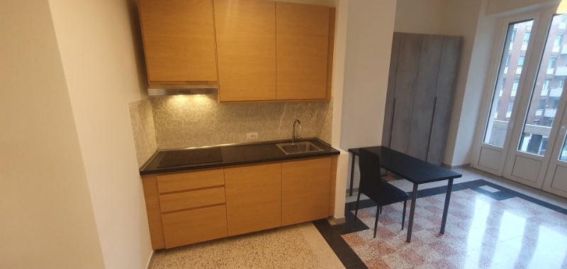 Bilocale arredato in affitto a Milano