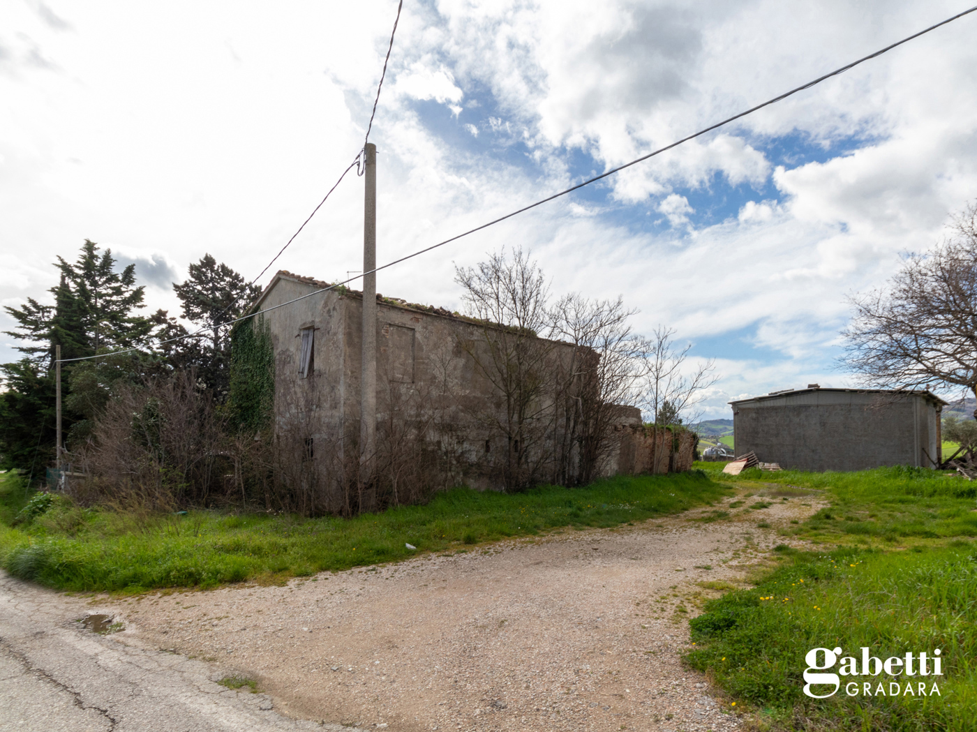 Rustico con giardino a Saludecio